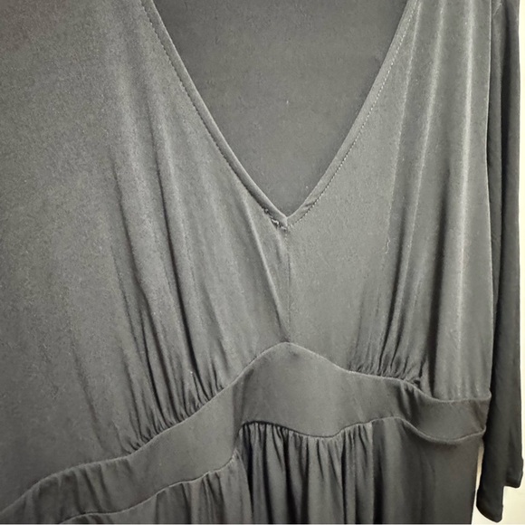 Torrid Tea Length Studio Knit Deep V Bodycon Dress Size 3x Classic - Picture 12 of 14